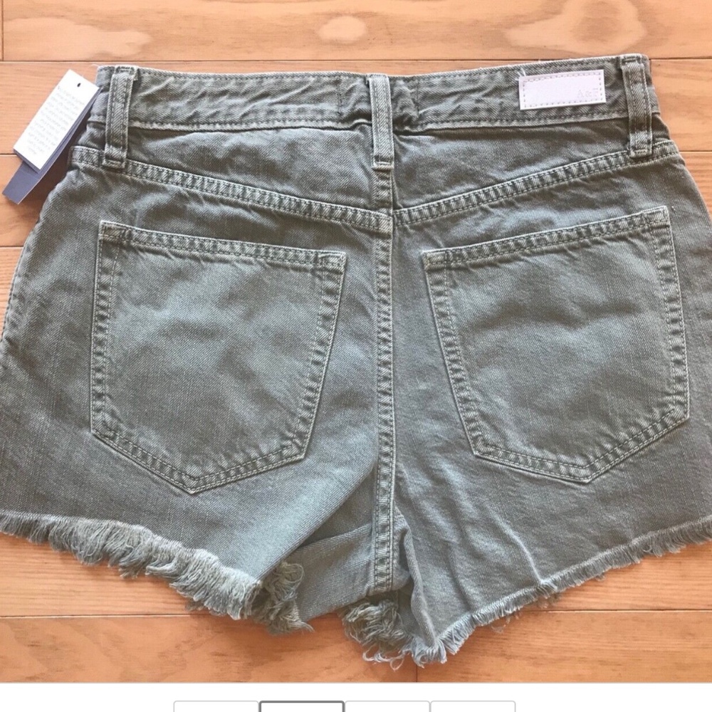 **LAST CALL** NWT ABERCROMBIE & FITCH 25/0 Olive Denim High Rise Jean Shorts - Picture 2 of 3